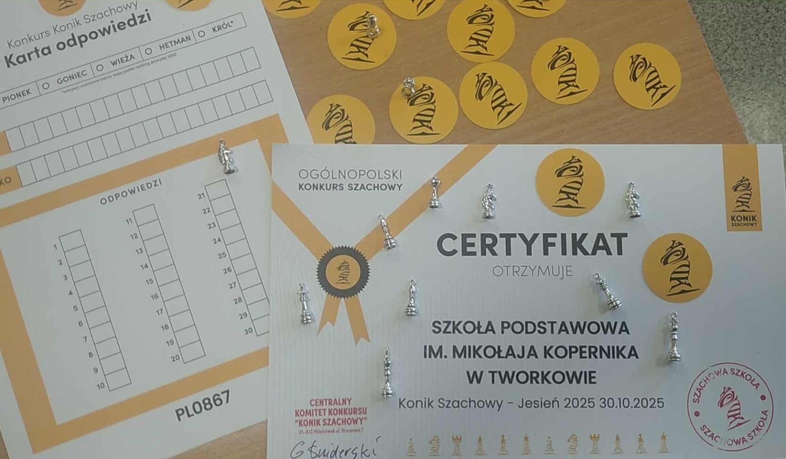 Zdjęcie w galerii na portalu naszraciborz.pl: Szachowe emocje w Tworkowie – uczniowie zmierzyli się w ogólnopolskim konkursie Konik Szachowy wiadomości z regionu