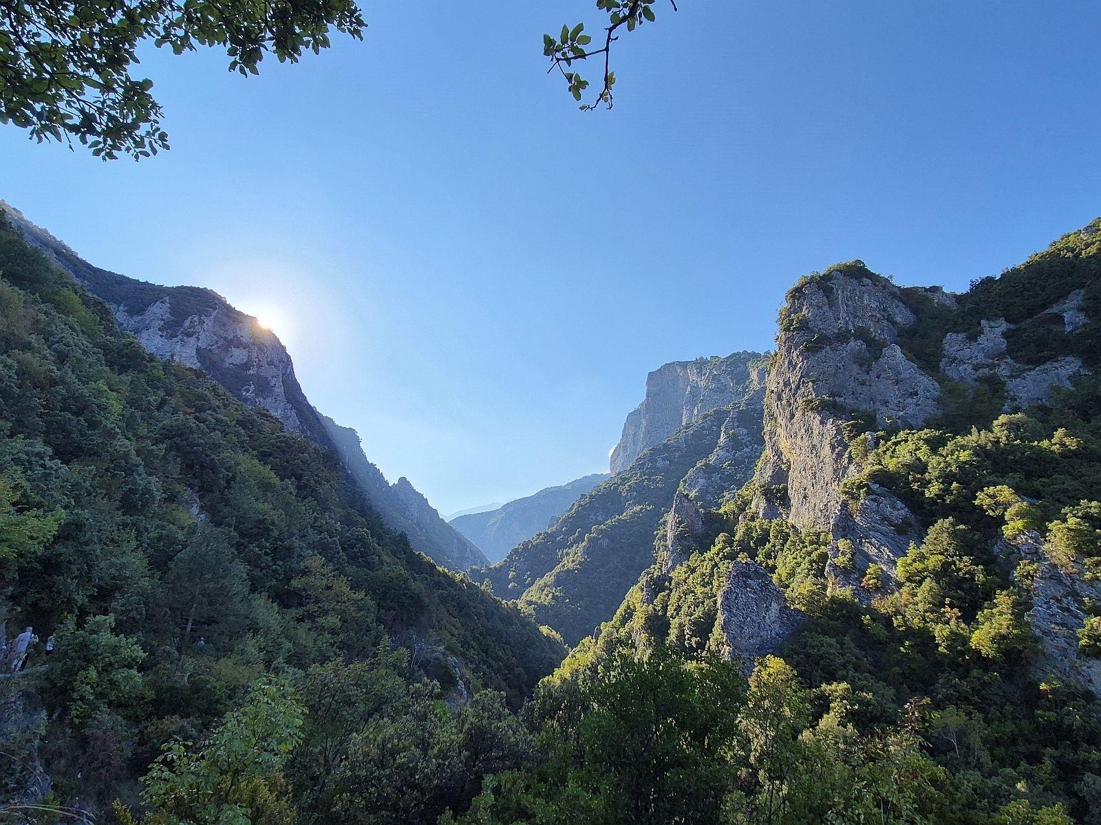 Zdjęcie w galerii na portalu naszraciborz.pl: CKZiU nr 1 Racibórz: ze szkolnej ławki… prosto na greckie słońce! wiadomości z regionu