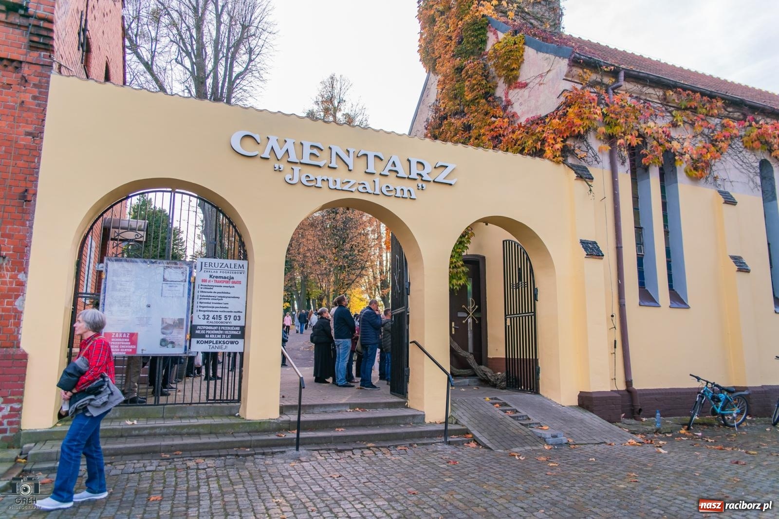 Zdjęcie w galerii na portalu naszraciborz.pl: Uroczystość Wszystkich Świętych na cmentarzu Jeruzalem w Raciborzu [FOTO i WIDEO] wiadomości z regionu