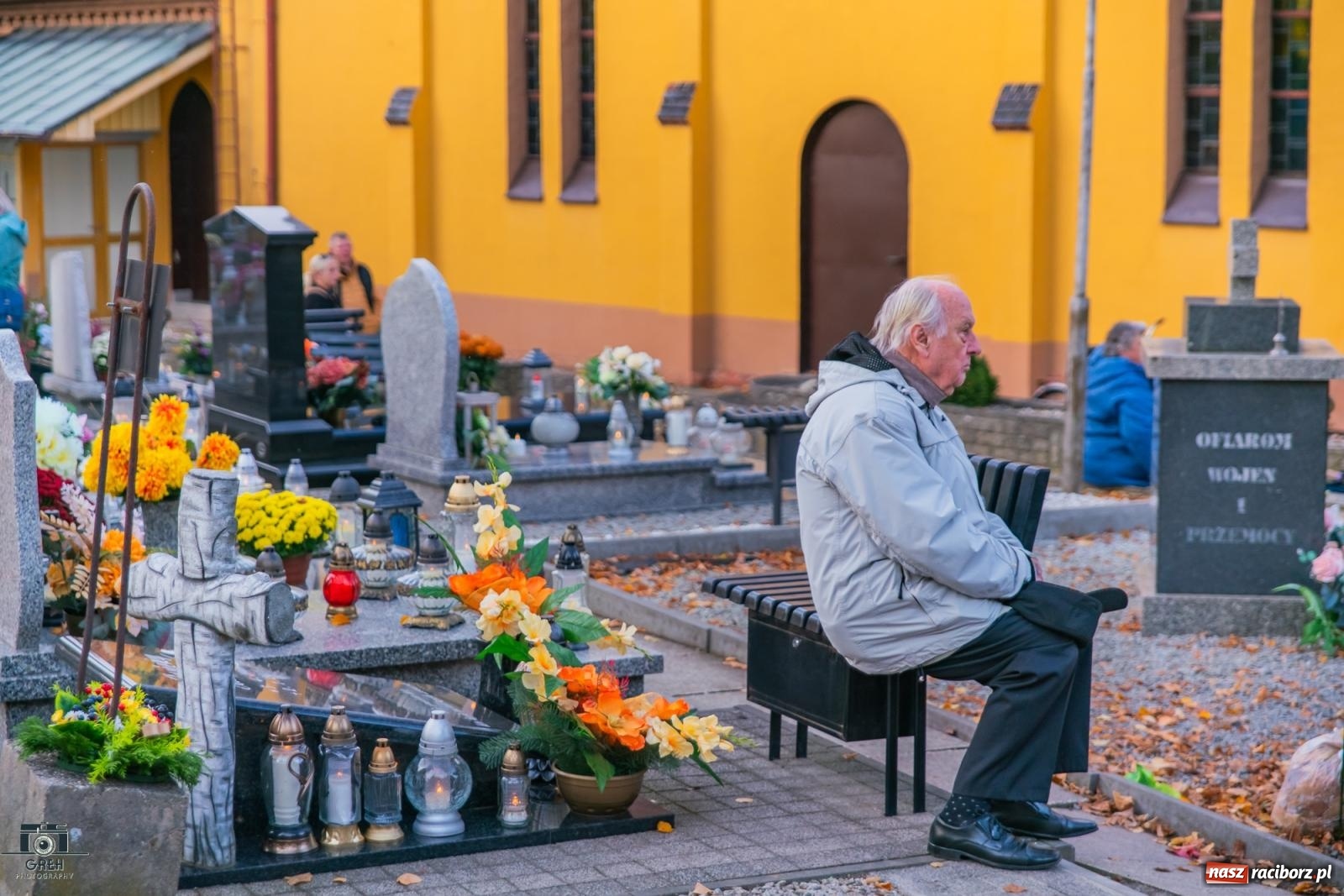 Zdjęcie w galerii na portalu naszraciborz.pl: Uroczystość Wszystkich Świętych na cmentarzu Jeruzalem w Raciborzu [FOTO i WIDEO] wiadomości z regionu