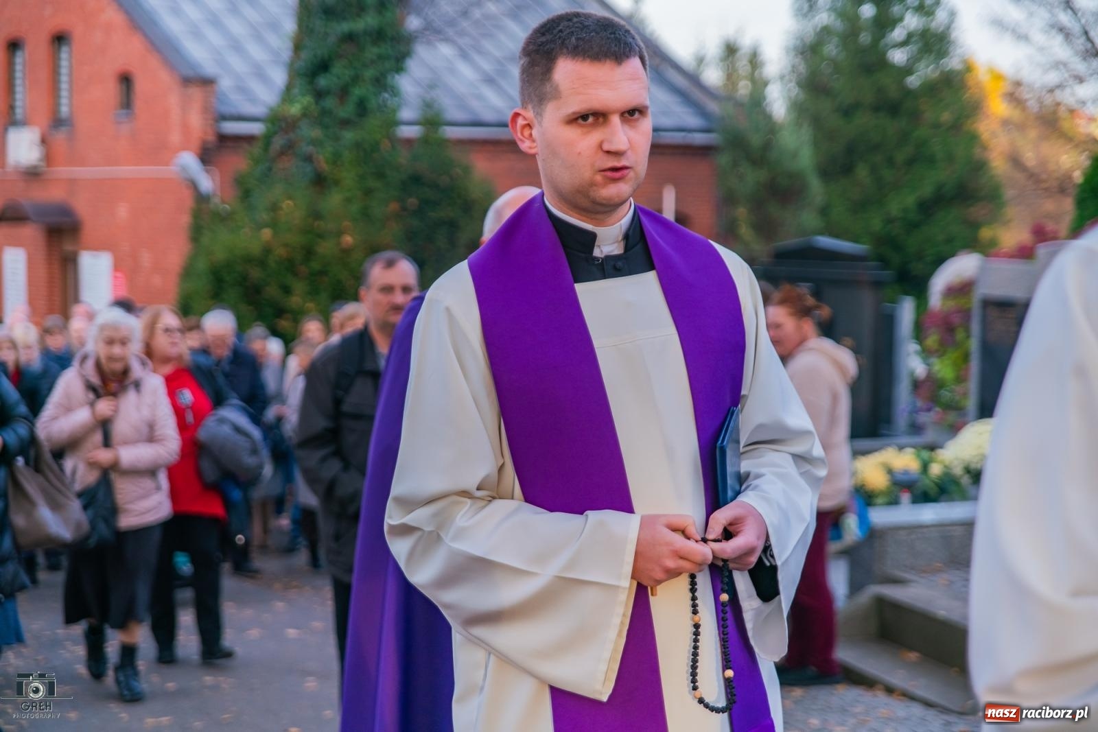 Zdjęcie w galerii na portalu naszraciborz.pl: Uroczystość Wszystkich Świętych na cmentarzu Jeruzalem w Raciborzu [FOTO i WIDEO] wiadomości z regionu