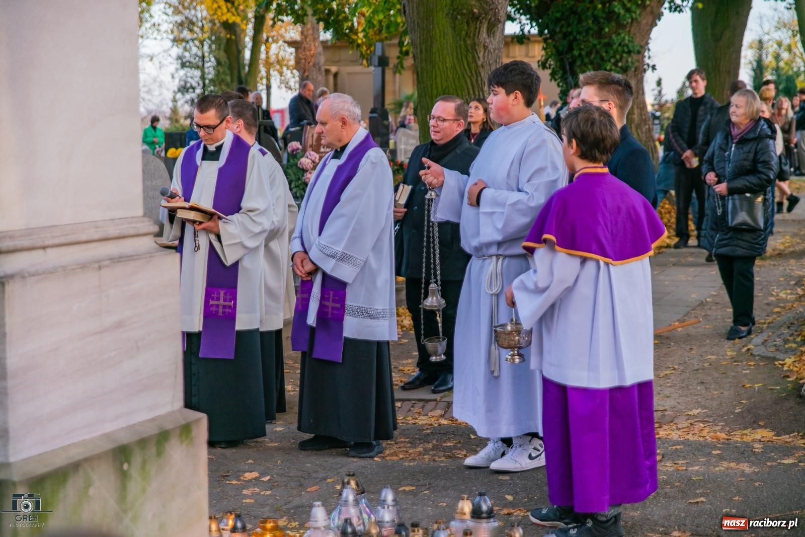 Zdjęcie w galerii na portalu naszraciborz.pl: Uroczystość Wszystkich Świętych na cmentarzu Jeruzalem w Raciborzu [FOTO i WIDEO] wiadomości z regionu