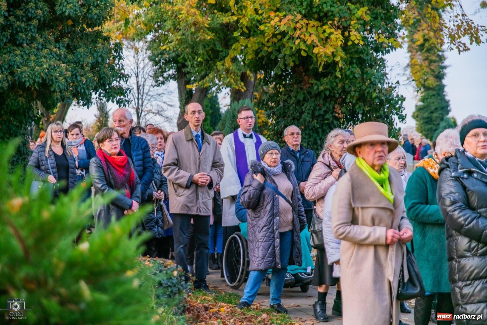 Zdjęcie w galerii na portalu naszraciborz.pl: Uroczystość Wszystkich Świętych na cmentarzu Jeruzalem w Raciborzu [FOTO i WIDEO] wiadomości z regionu