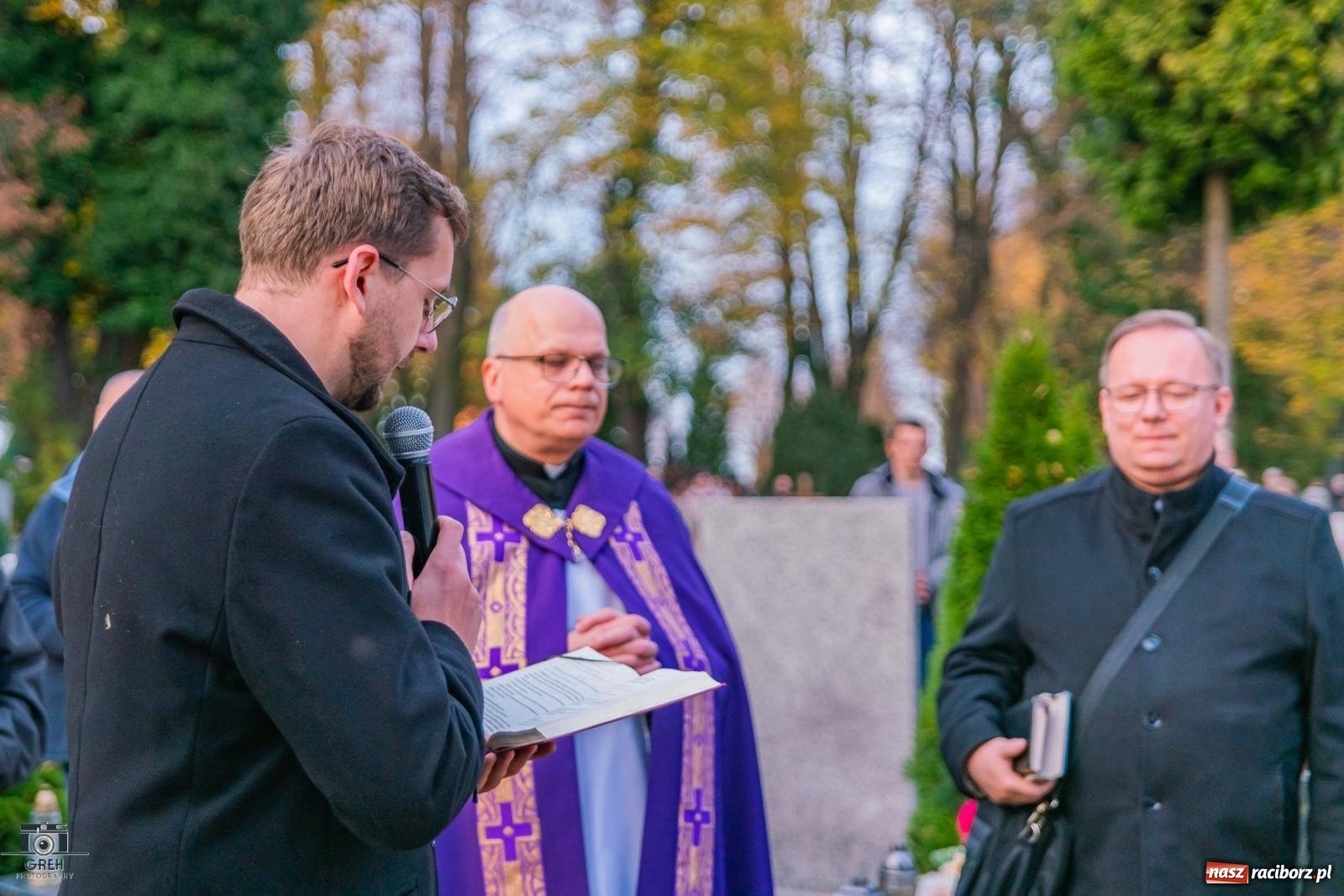 Zdjęcie w galerii na portalu naszraciborz.pl: Uroczystość Wszystkich Świętych na cmentarzu Jeruzalem w Raciborzu [FOTO i WIDEO] wiadomości z regionu