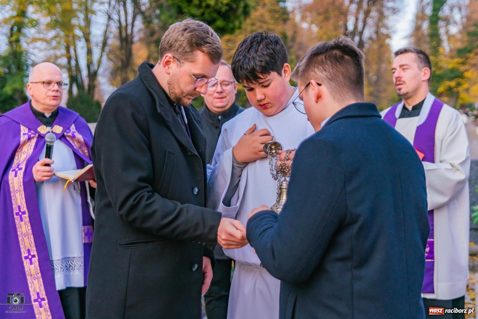 Zdjęcie w galerii na portalu naszraciborz.pl: Uroczystość Wszystkich Świętych na cmentarzu Jeruzalem w Raciborzu [FOTO i WIDEO] wiadomości z regionu