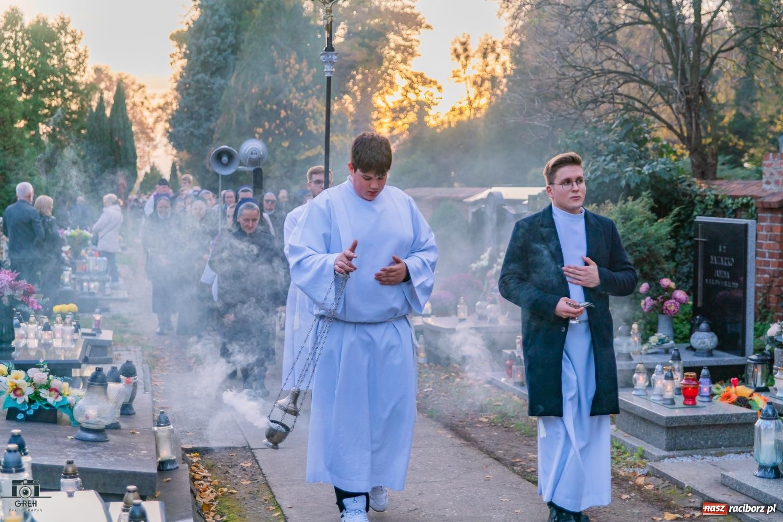 Zdjęcie w galerii na portalu naszraciborz.pl: Uroczystość Wszystkich Świętych na cmentarzu Jeruzalem w Raciborzu [FOTO i WIDEO] wiadomości z regionu