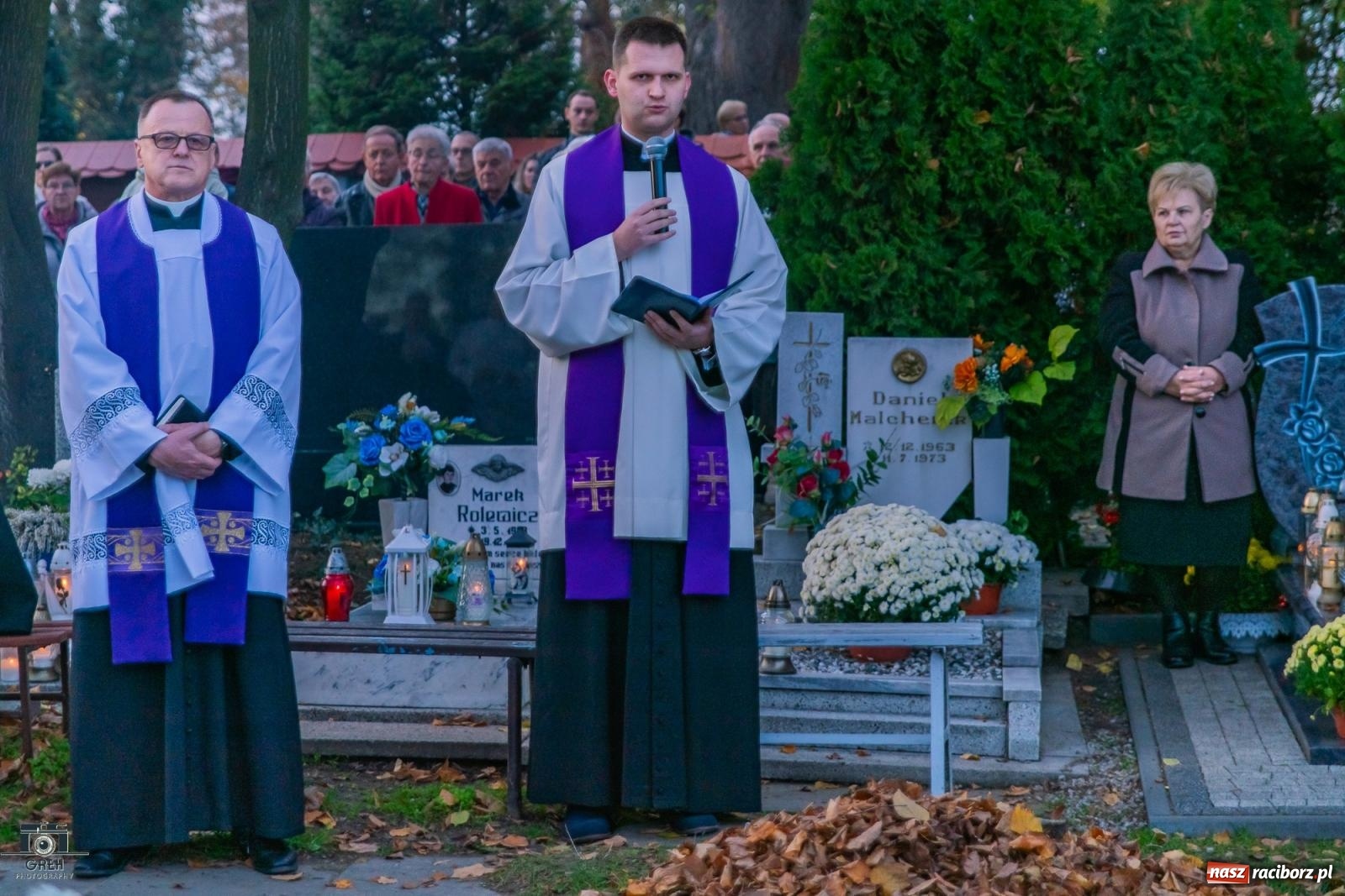 Zdjęcie w galerii na portalu naszraciborz.pl: Uroczystość Wszystkich Świętych na cmentarzu Jeruzalem w Raciborzu [FOTO i WIDEO] wiadomości z regionu