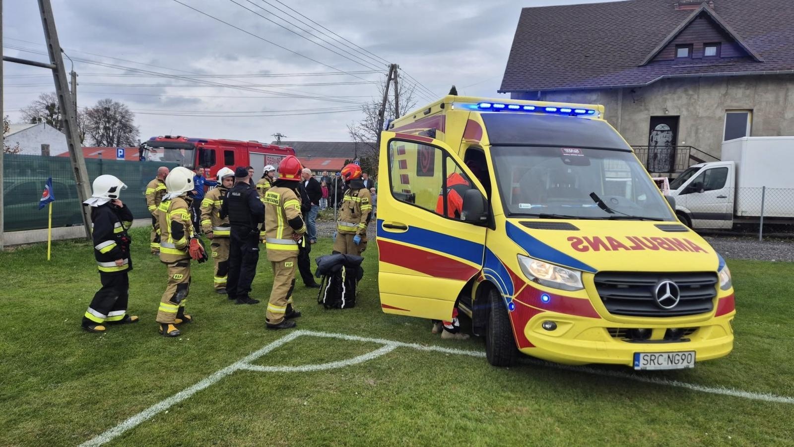 Zdjęcie w galerii na portalu naszraciborz.pl: Upadek z konia w Krzyżanowicach. Lądował śmigłowiec LPR [FOTO] wiadomości z regionu