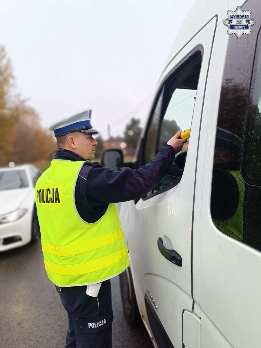 Zdjęcie w galerii na portalu naszraciborz.pl: Policyjna akcja Trzeźwość na drogach powiatu raciborskiego wiadomości z regionu