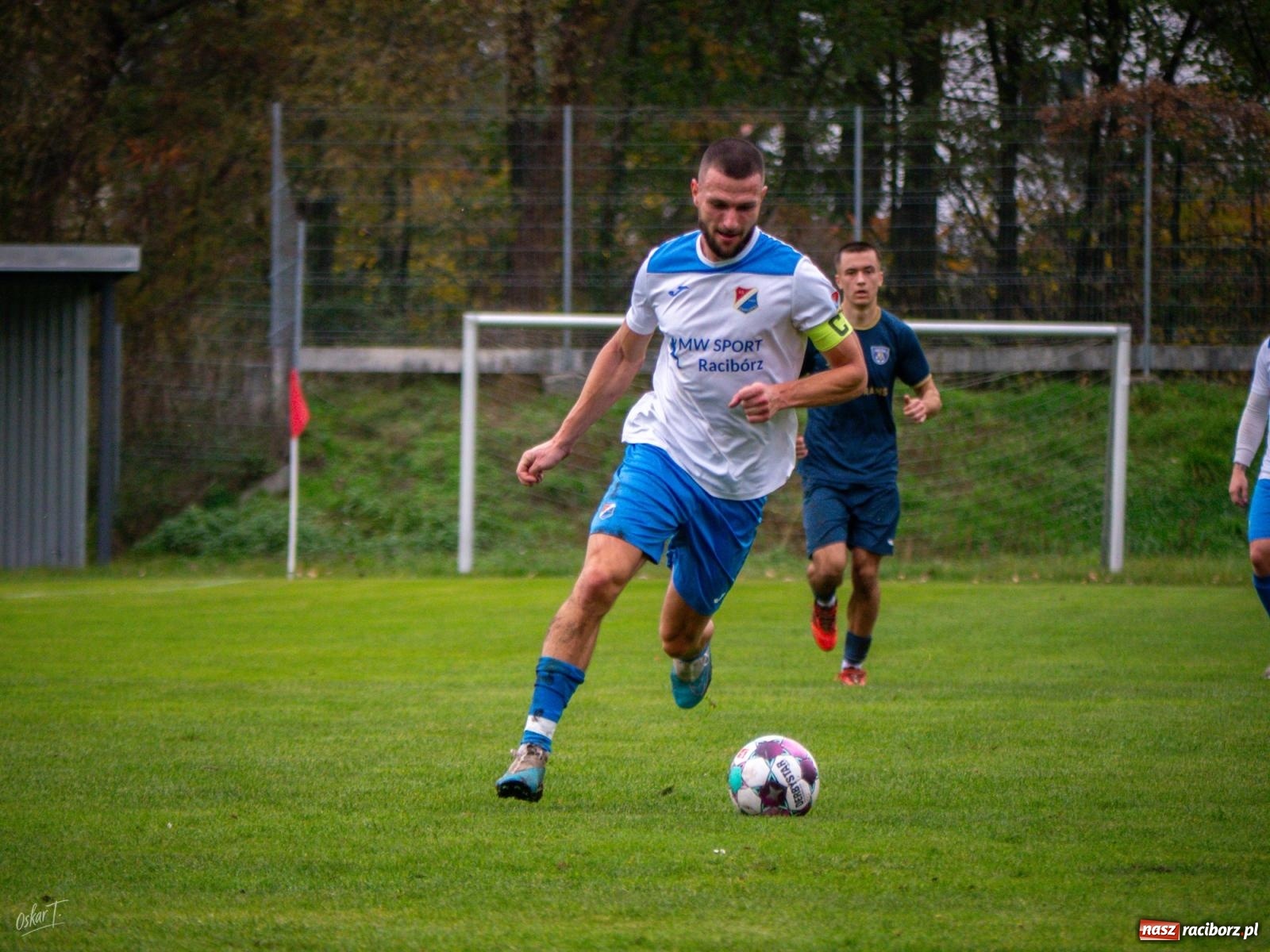 Zdjęcie w galerii na portalu naszraciborz.pl: Kolejarz z Chałupek rozjechał Nędzę [FOTO] wiadomości z regionu