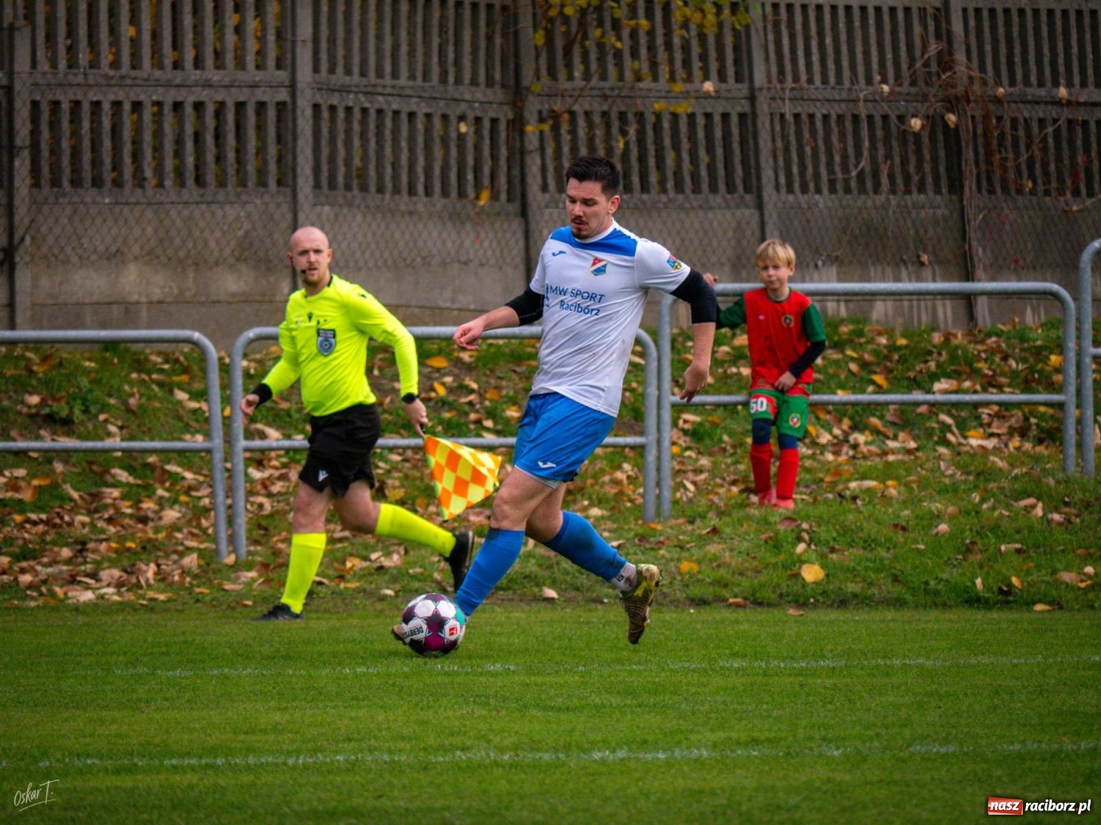 Zdjęcie w galerii na portalu naszraciborz.pl: Kolejarz z Chałupek rozjechał Nędzę [FOTO] wiadomości z regionu