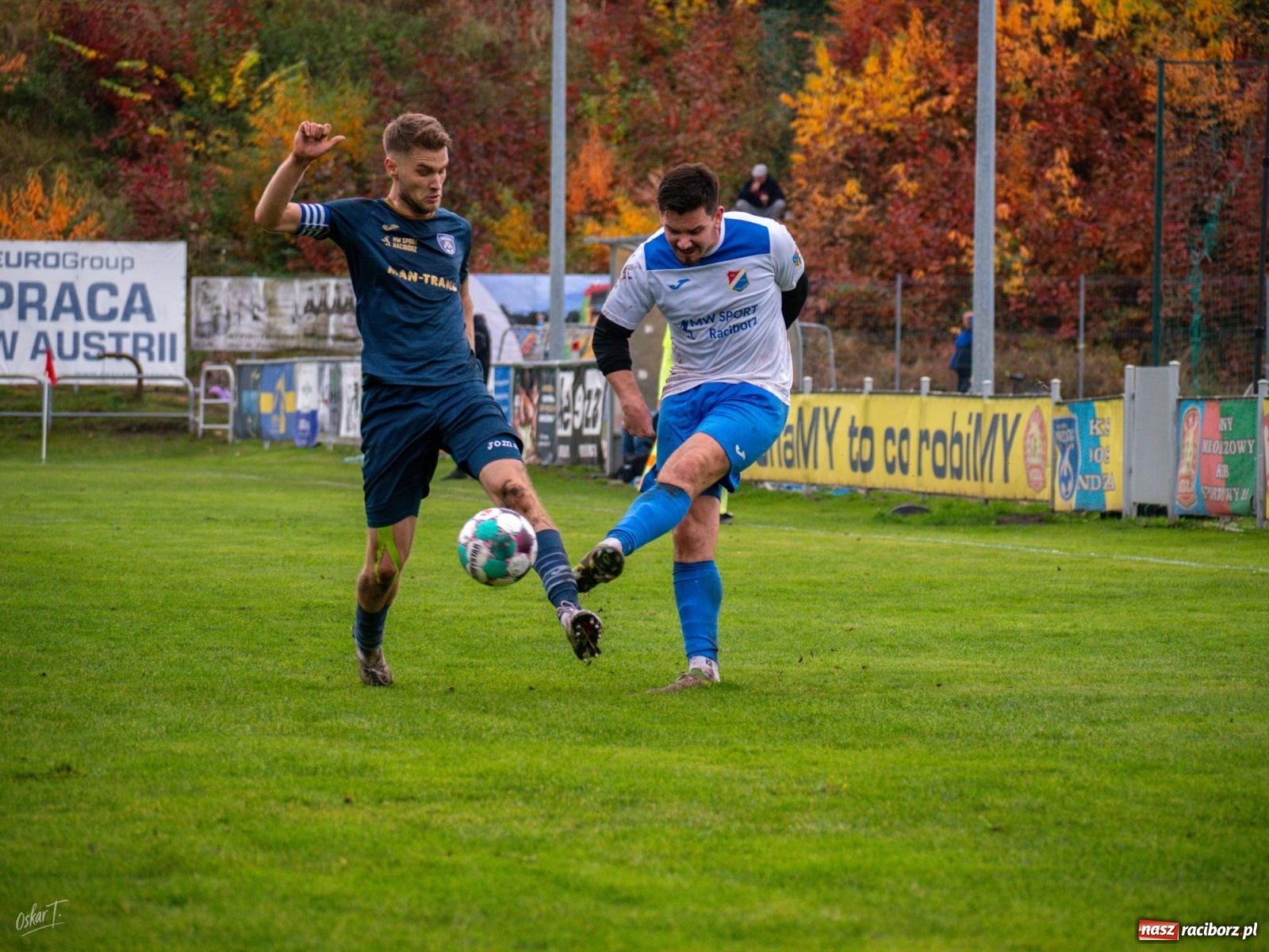 Zdjęcie w galerii na portalu naszraciborz.pl: Kolejarz z Chałupek rozjechał Nędzę [FOTO] wiadomości z regionu
