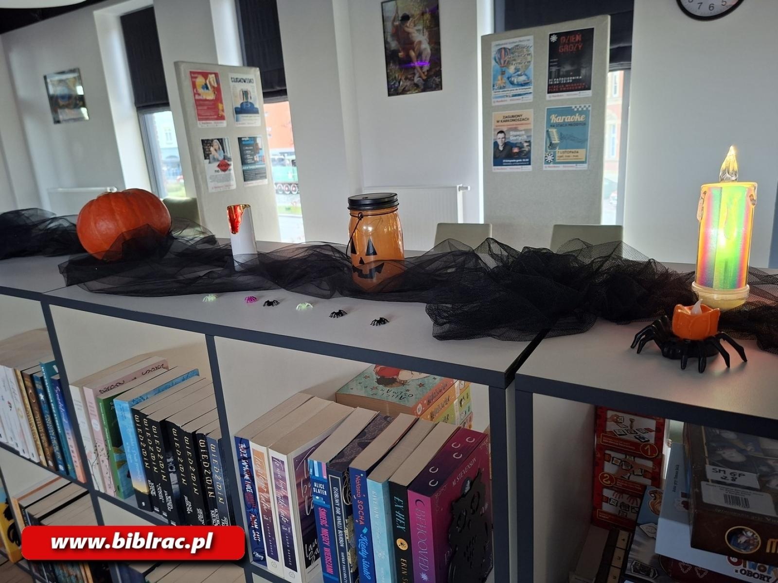 Zdjęcie w galerii na portalu naszraciborz.pl: Dzień Grozy na Stacji Młodych wiadomości z regionu