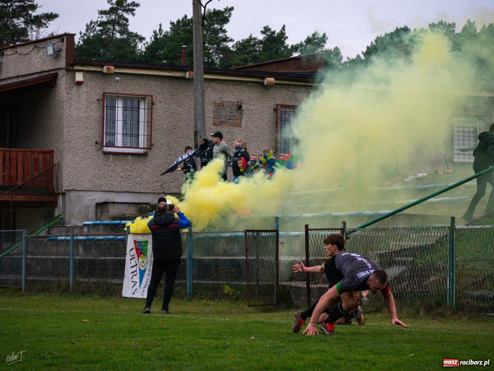 Zdjęcie w galerii na portalu naszraciborz.pl: Remontada w Górkach Śląskich. Rezerwy Zameczku odwróciły losy meczu [FOTO] wiadomości z regionu