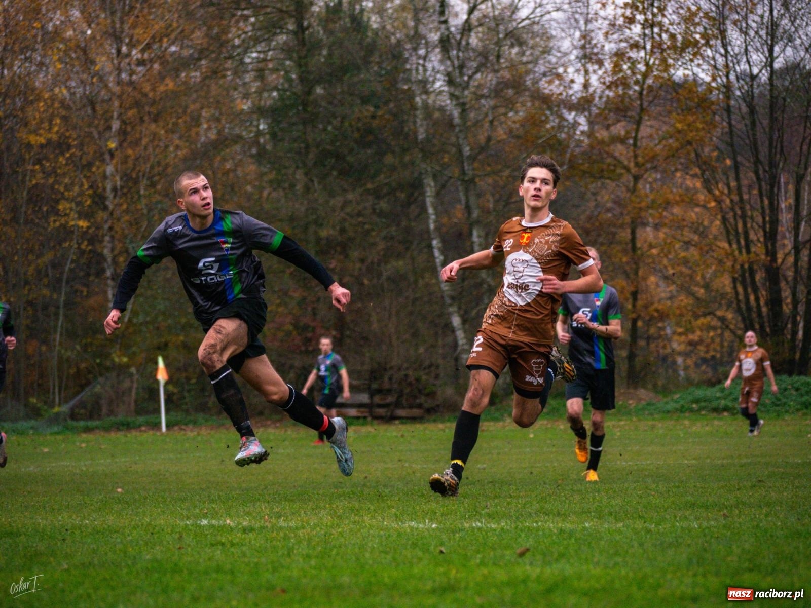 Zdjęcie w galerii na portalu naszraciborz.pl: Remontada w Górkach Śląskich. Rezerwy Zameczku odwróciły losy meczu [FOTO] wiadomości z regionu