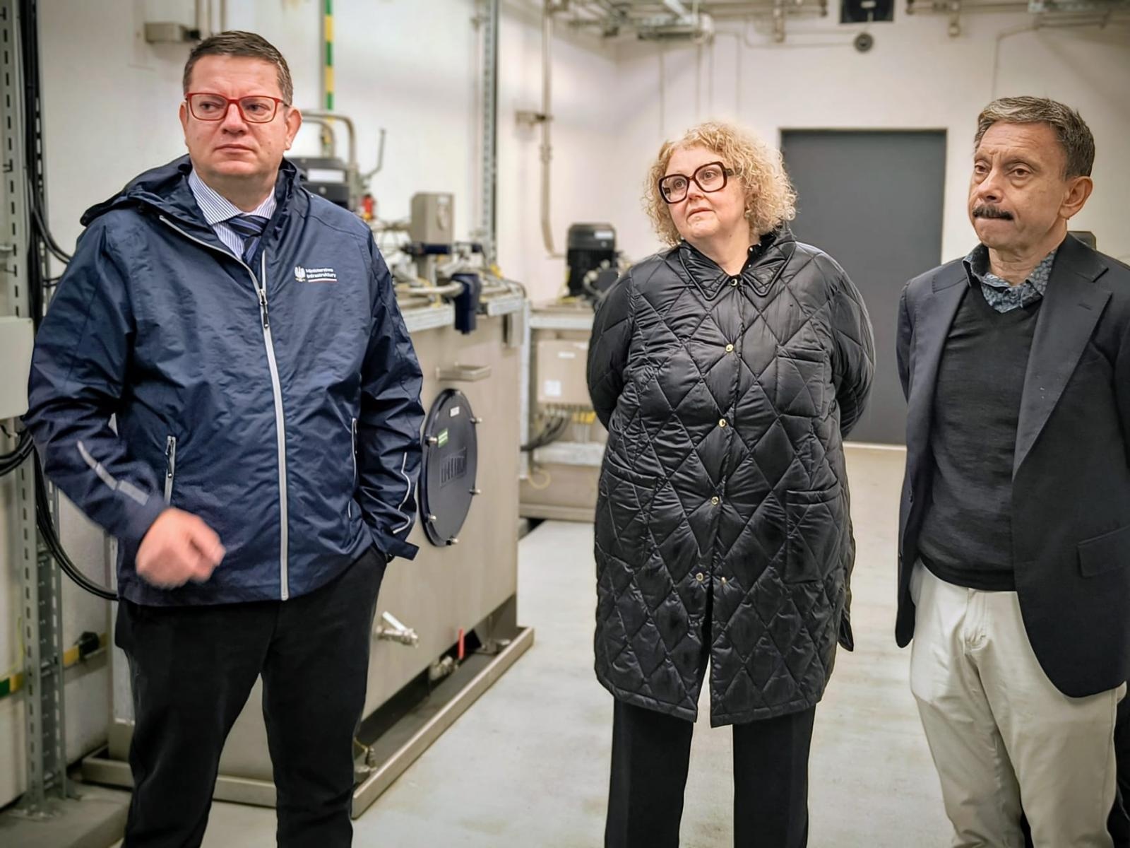 Zdjęcie w galerii na portalu naszraciborz.pl: Przedstawiciele Banku Światowego wizytowali zbiornik Racibórz i gościli na Zamku Piastowskim wiadomości z regionu