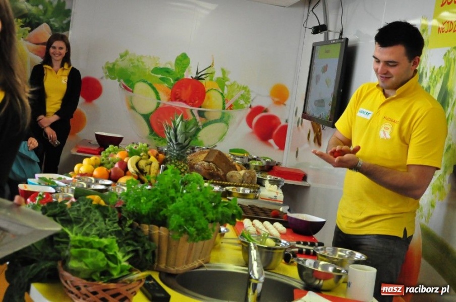 Zdjęcie w galerii na portalu naszraciborz.pl: Mobilna kuchnia w Grzegorzowicach wiadomości z regionu