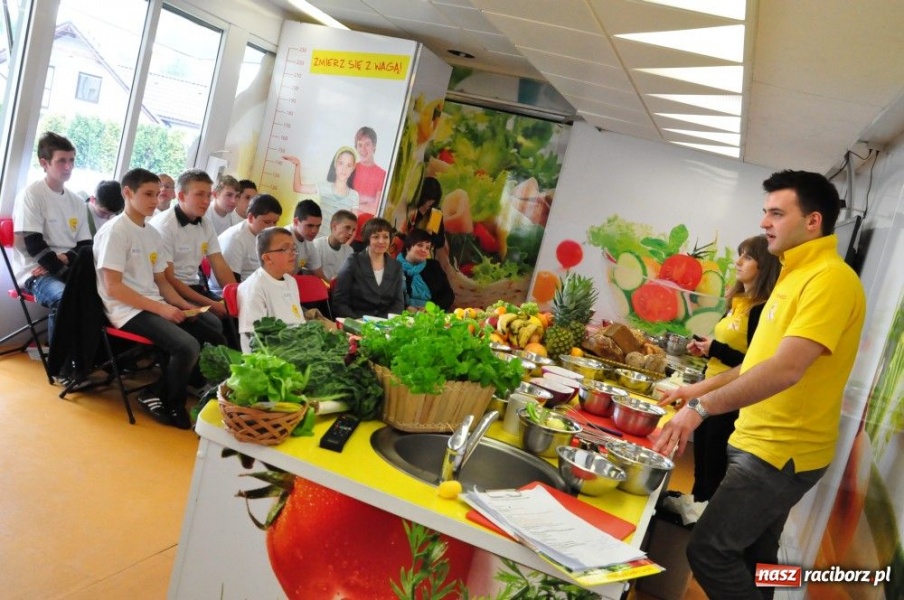 Zdjęcie w galerii na portalu naszraciborz.pl: Mobilna kuchnia w Grzegorzowicach wiadomości z regionu