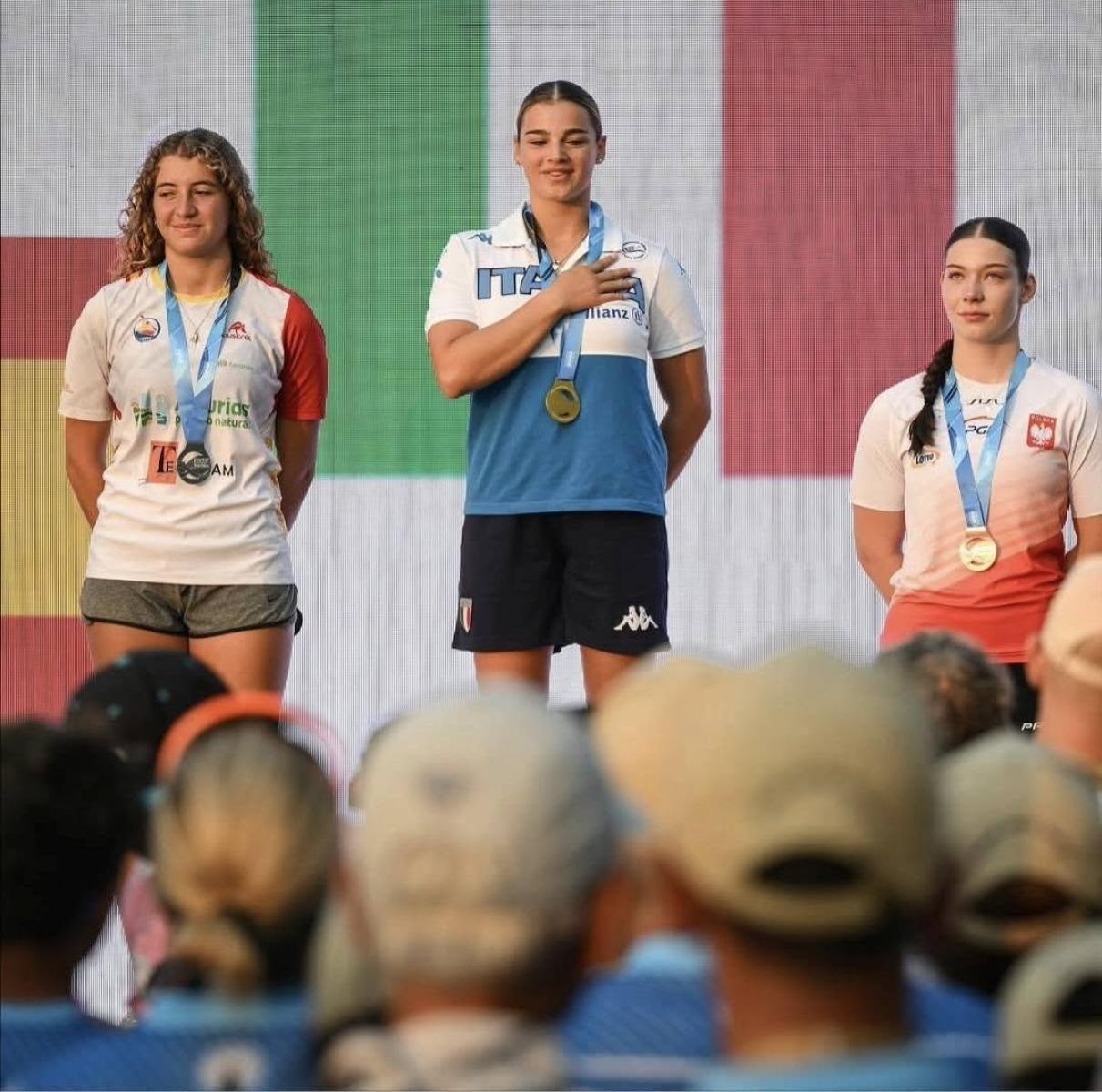 Zdjęcie w galerii na portalu naszraciborz.pl: Historyczny sukces zawodniczek RTW Racibórz na Mistrzostwach Świata SUP 2025 wiadomości z regionu