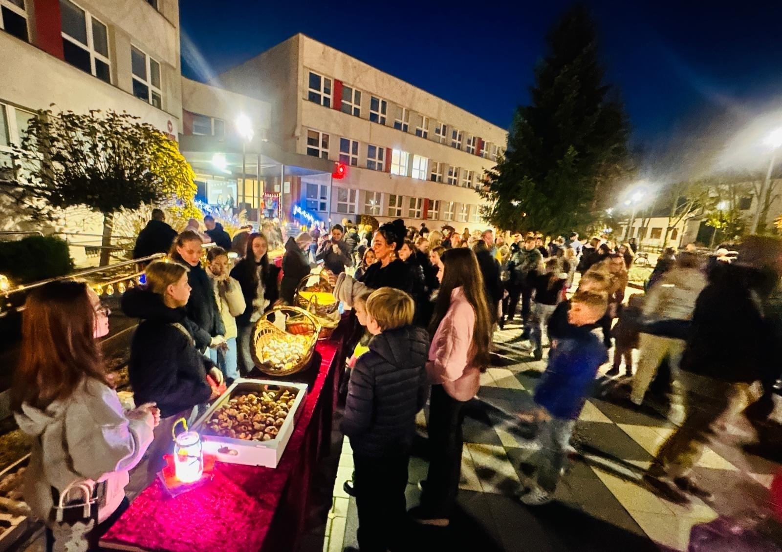 Zdjęcie w galerii na portalu naszraciborz.pl: Święty Marcin zawitał na Ostróg wiadomości z regionu