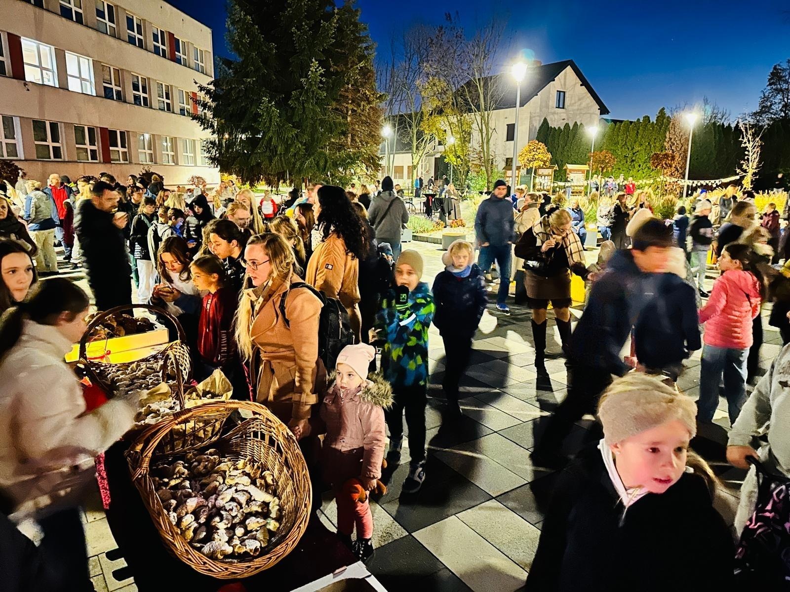 Zdjęcie w galerii na portalu naszraciborz.pl: Święty Marcin zawitał na Ostróg wiadomości z regionu