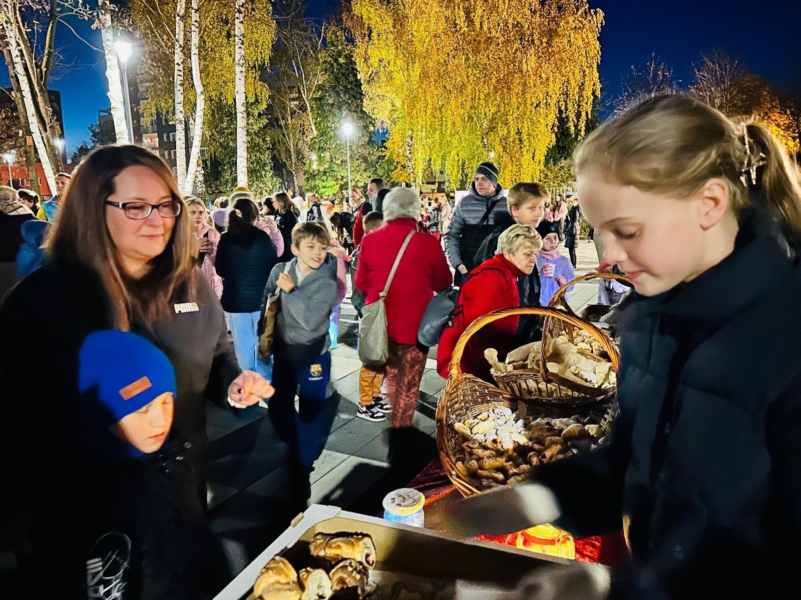 Zdjęcie w galerii na portalu naszraciborz.pl: Święty Marcin zawitał na Ostróg wiadomości z regionu