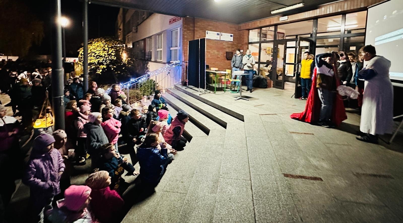 Zdjęcie w galerii na portalu naszraciborz.pl: Święty Marcin zawitał na Ostróg wiadomości z regionu