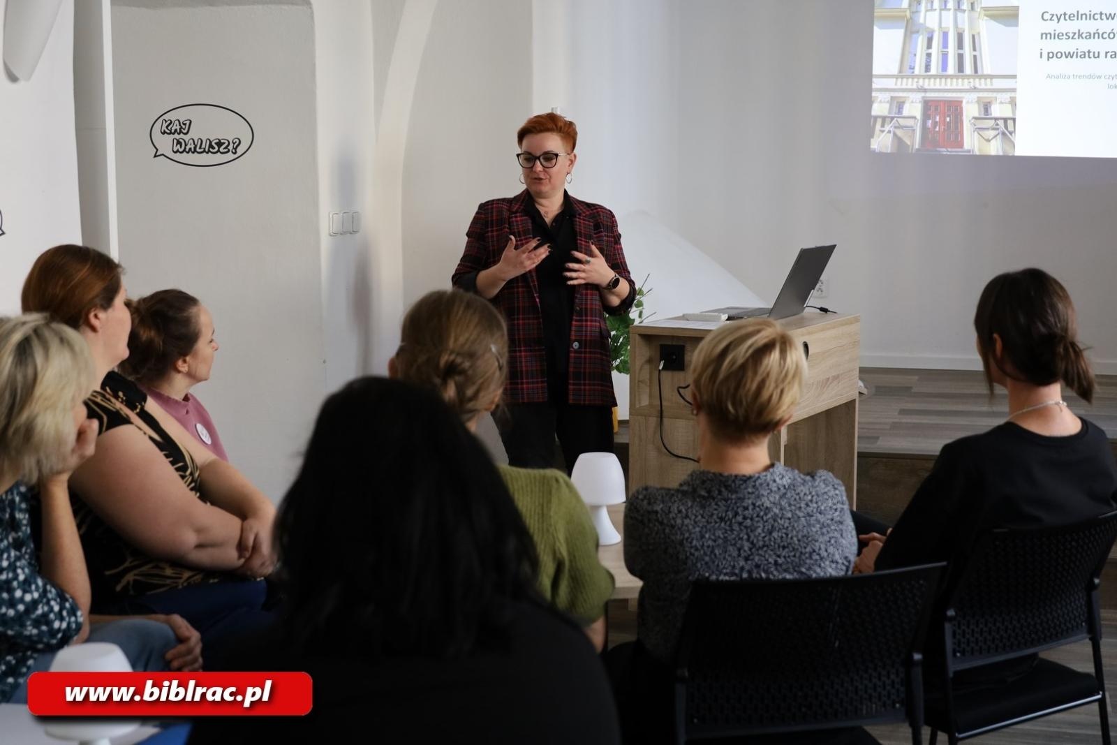Zdjęcie w galerii na portalu naszraciborz.pl: Polsko-czeskie spotkanie bibliotekarzy w Karwinie w ramach projektu BIBLIOTEKA NIE oGRANICzA wiadomości z regionu
