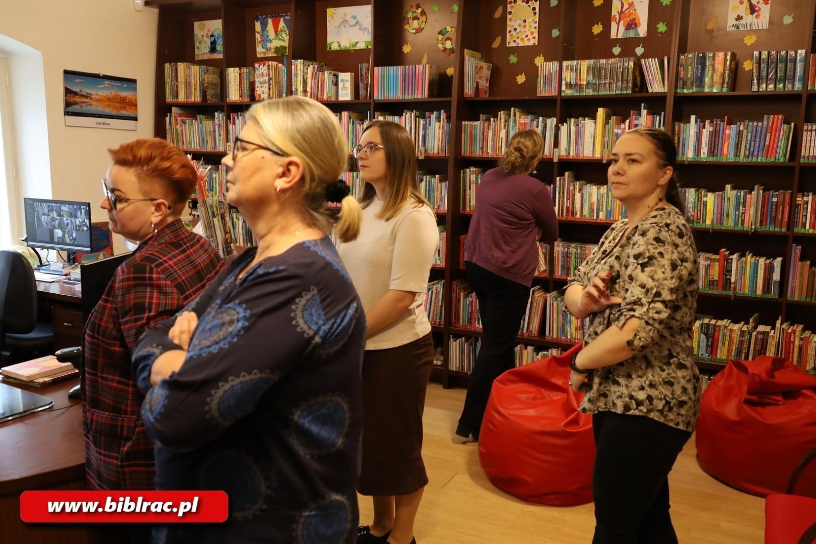 Zdjęcie w galerii na portalu naszraciborz.pl: Polsko-czeskie spotkanie bibliotekarzy w Karwinie w ramach projektu BIBLIOTEKA NIE oGRANICzA wiadomości z regionu