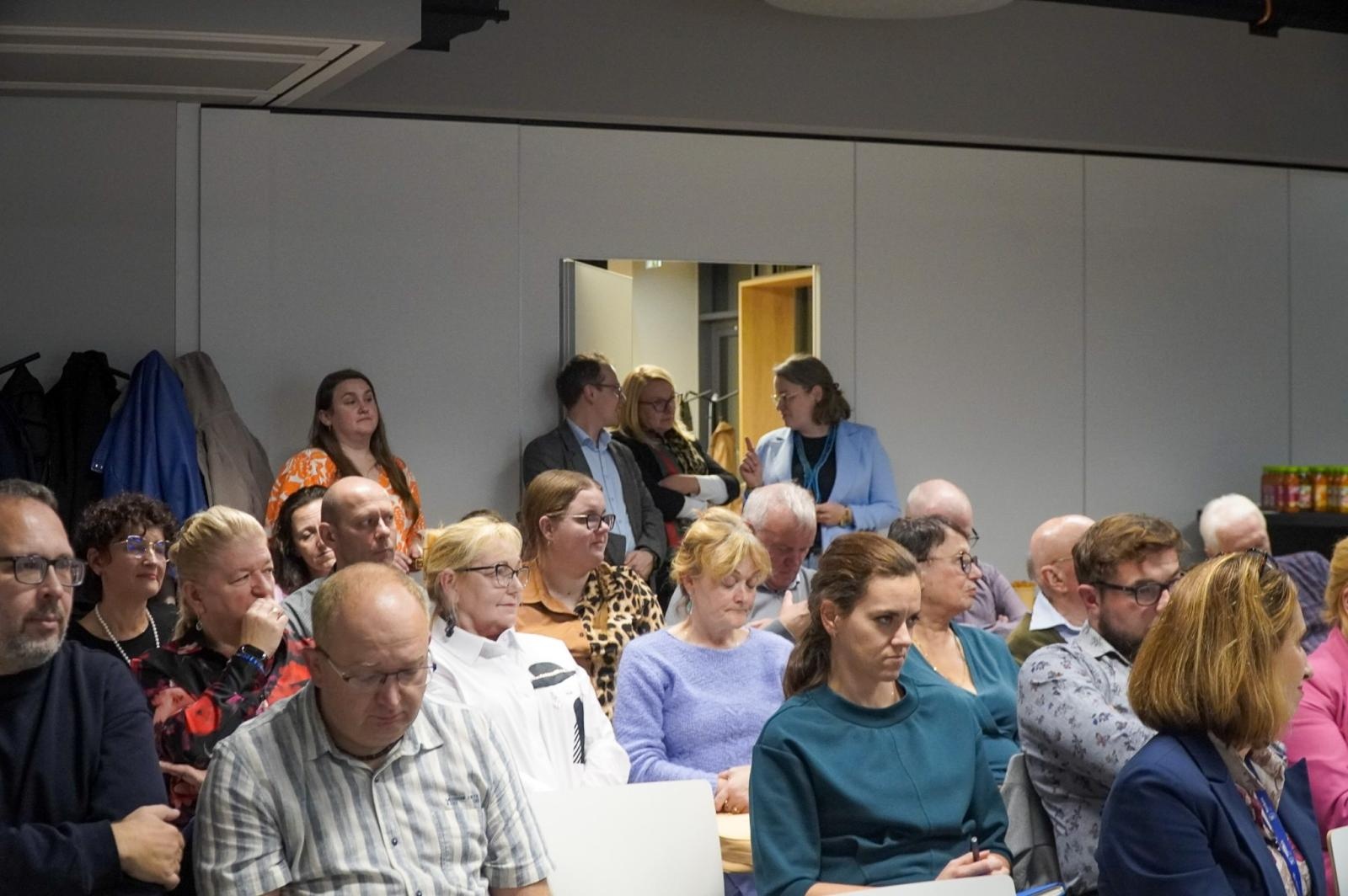 Zdjęcie w galerii na portalu naszraciborz.pl: Wspólne działania na rzecz adaptacji Raciborza do zmian klimatycznych –  dyskusja w Urban Labie wiadomości z regionu