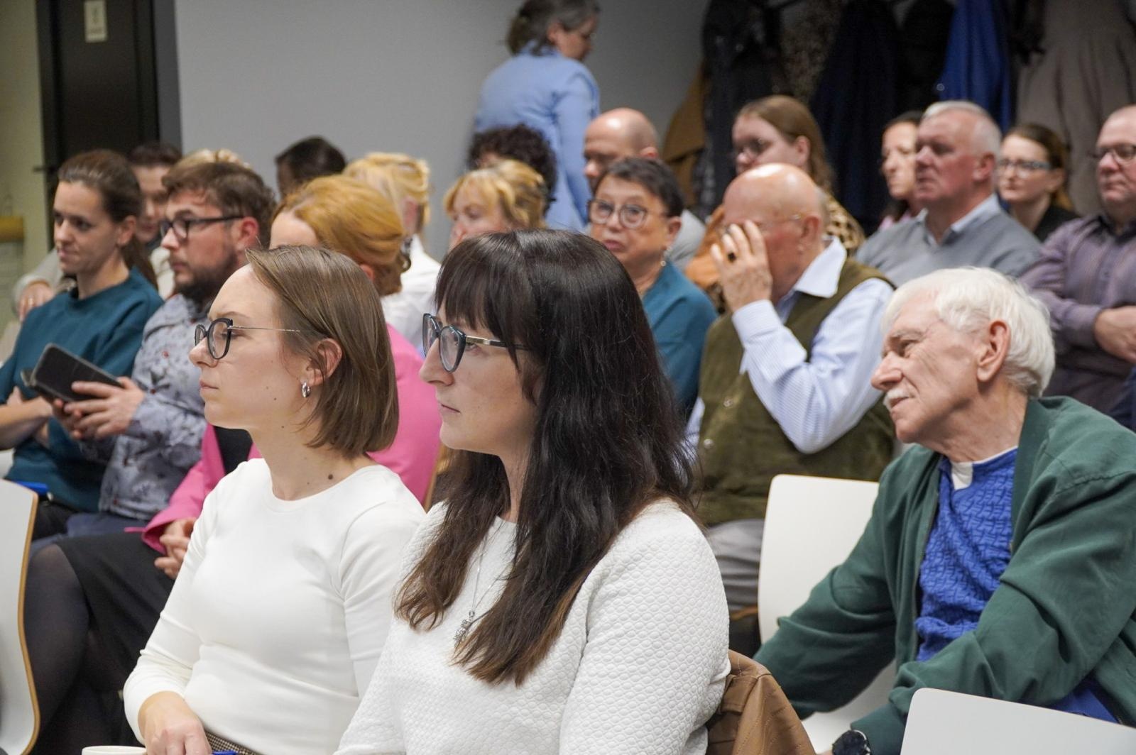 Zdjęcie w galerii na portalu naszraciborz.pl: Wspólne działania na rzecz adaptacji Raciborza do zmian klimatycznych –  dyskusja w Urban Labie wiadomości z regionu