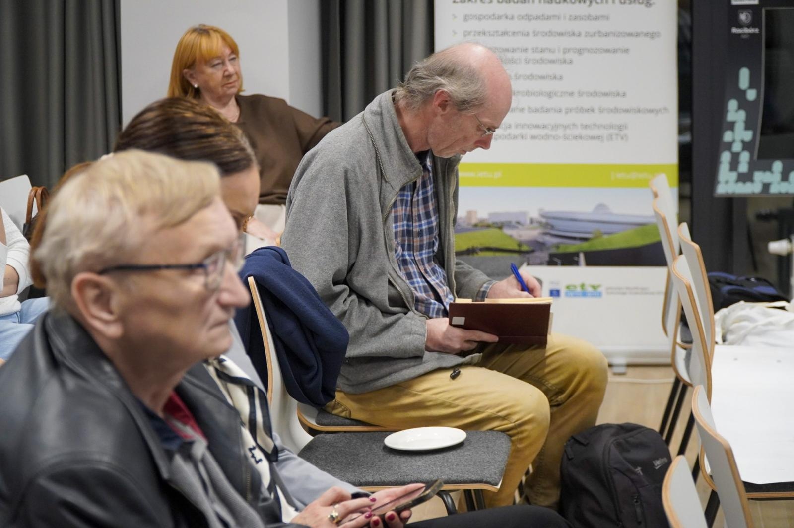 Zdjęcie w galerii na portalu naszraciborz.pl: Wspólne działania na rzecz adaptacji Raciborza do zmian klimatycznych –  dyskusja w Urban Labie wiadomości z regionu