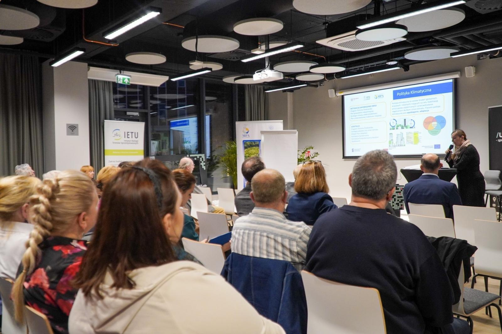 Zdjęcie w galerii na portalu naszraciborz.pl: Wspólne działania na rzecz adaptacji Raciborza do zmian klimatycznych –  dyskusja w Urban Labie wiadomości z regionu