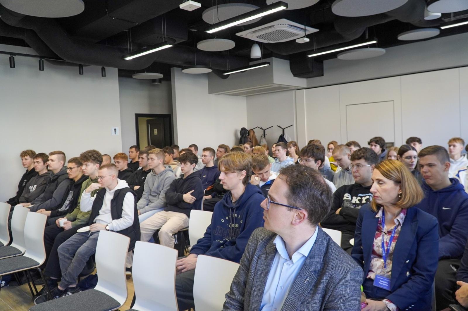 Zdjęcie w galerii na portalu naszraciborz.pl: Wspólne działania na rzecz adaptacji Raciborza do zmian klimatycznych –  dyskusja w Urban Labie wiadomości z regionu