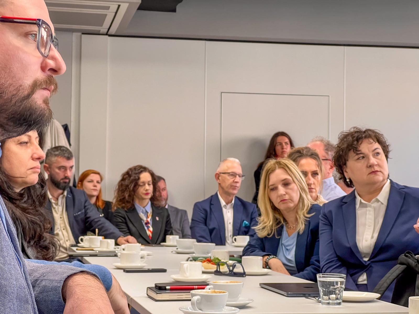 Zdjęcie w galerii na portalu naszraciborz.pl: Czy grozi nam plajta? To pytanie padło na spotkaniu prezydenta z przedsiębiorcami wiadomości z regionu