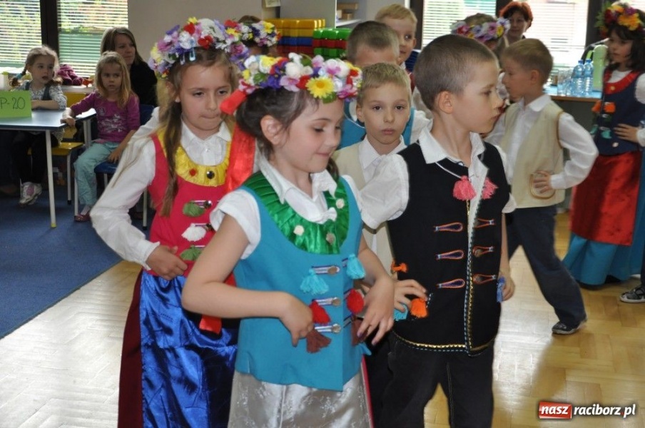 Zdjęcie w galerii na portalu naszraciborz.pl: Przedszkolaki znają swoje miasto wiadomości z regionu