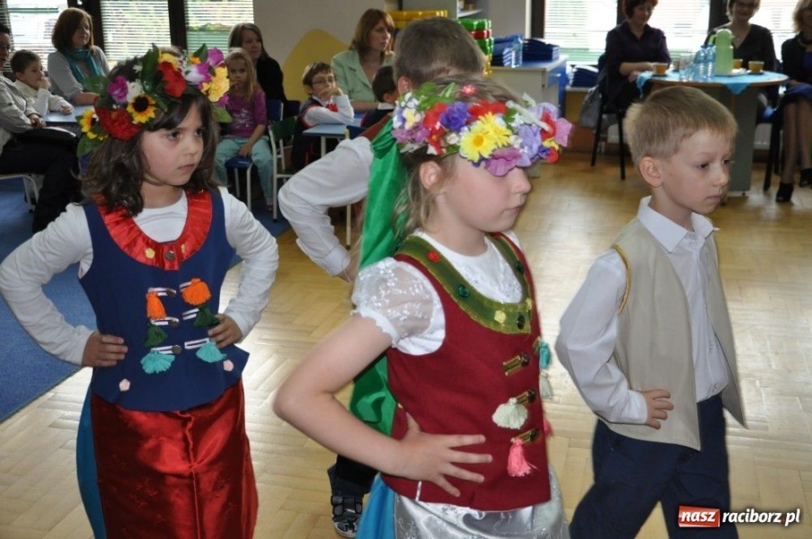 Zdjęcie w galerii na portalu naszraciborz.pl: Przedszkolaki znają swoje miasto wiadomości z regionu