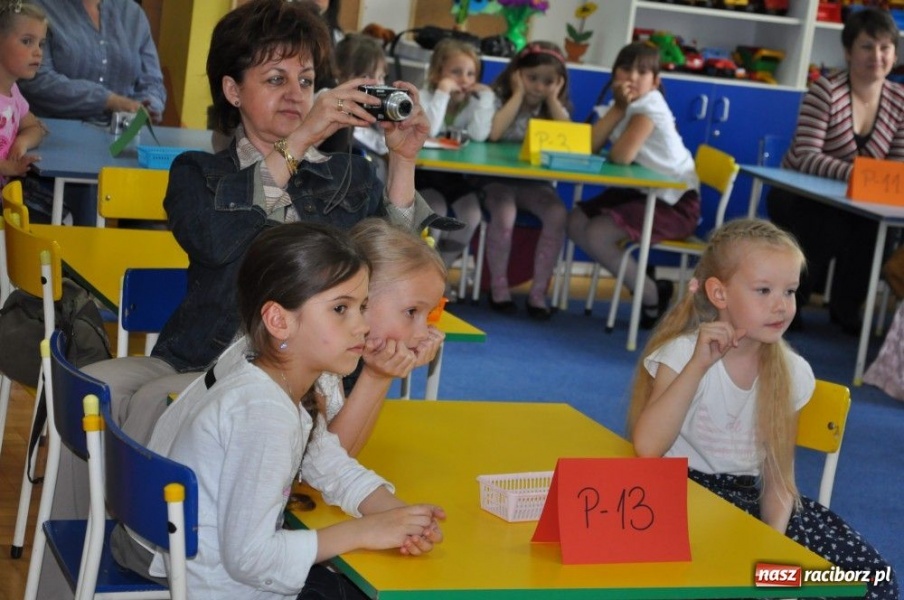 Zdjęcie w galerii na portalu naszraciborz.pl: Przedszkolaki znają swoje miasto wiadomości z regionu