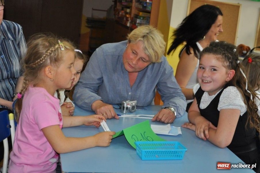 Zdjęcie w galerii na portalu naszraciborz.pl: Przedszkolaki znają swoje miasto wiadomości z regionu