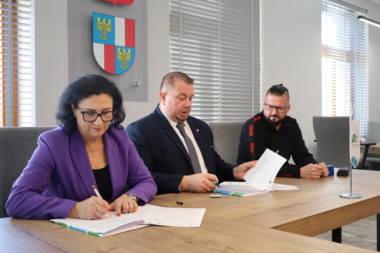 Zdjęcie w galerii na portalu naszraciborz.pl: Kolejna inwestycja w rozwój szkolnictwa branżowego w powiecie raciborskim wiadomości z regionu