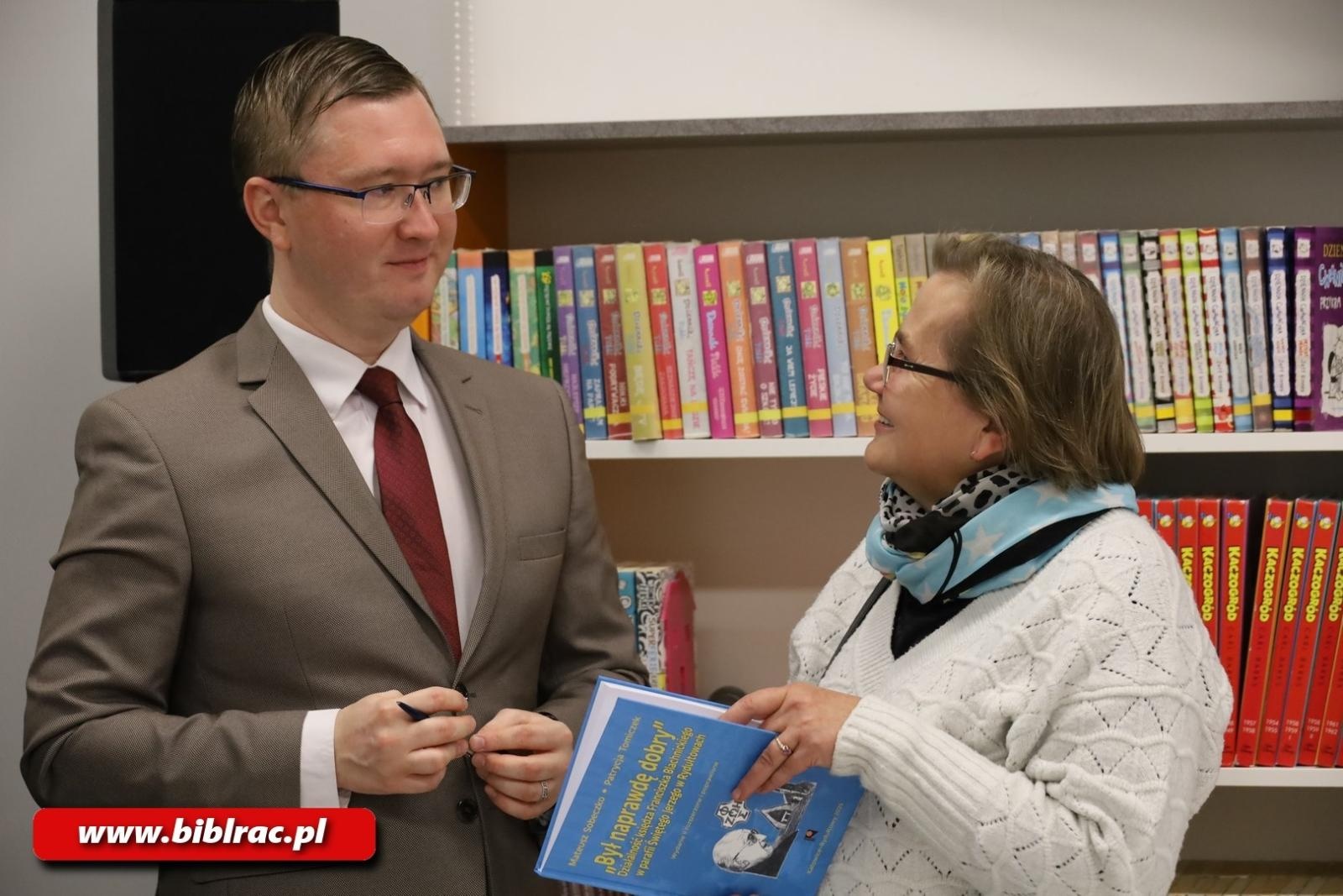 Zdjęcie w galerii na portalu naszraciborz.pl: Był naprawdę dobry - wykład o księdzu Franciszku Blachnickim w bibliotece  wiadomości z regionu
