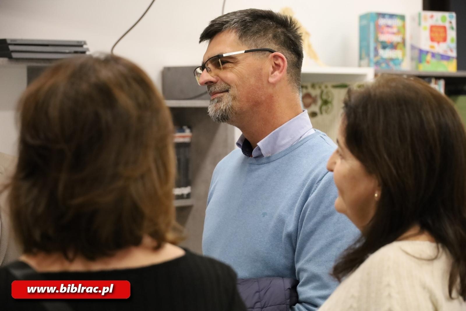 Zdjęcie w galerii na portalu naszraciborz.pl: Był naprawdę dobry - wykład o księdzu Franciszku Blachnickim w bibliotece  wiadomości z regionu