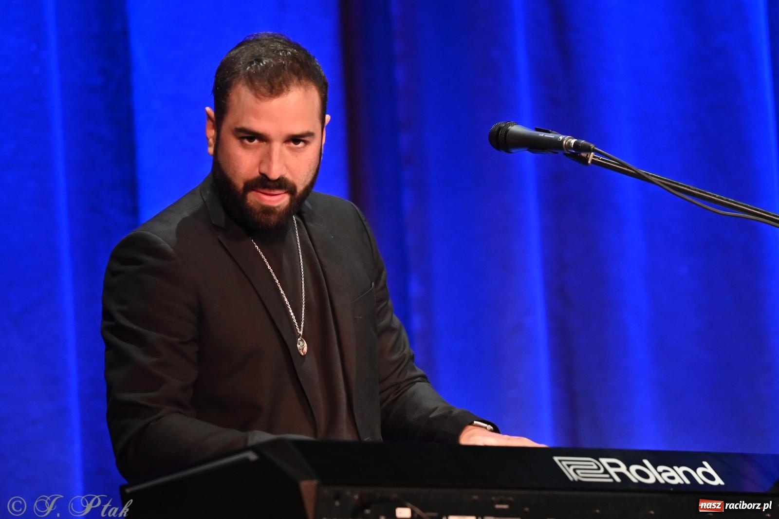 Zdjęcie w galerii na portalu naszraciborz.pl: SIESTA & MILAGRO – niezapomniany wieczór z Marcinem Kydryńskim i muzyką kubańską wiadomości z regionu