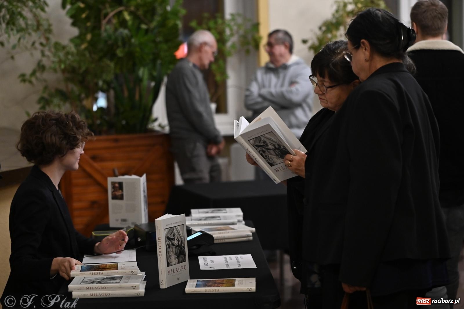 Zdjęcie w galerii na portalu naszraciborz.pl: SIESTA & MILAGRO – niezapomniany wieczór z Marcinem Kydryńskim i muzyką kubańską wiadomości z regionu