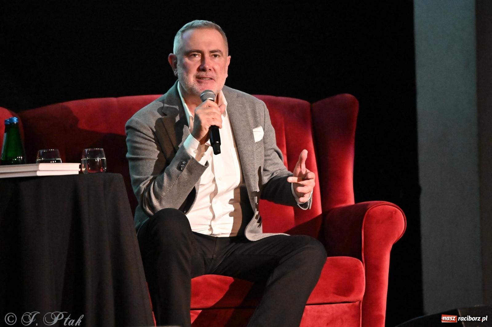 Zdjęcie w galerii na portalu naszraciborz.pl: SIESTA & MILAGRO – niezapomniany wieczór z Marcinem Kydryńskim i muzyką kubańską wiadomości z regionu