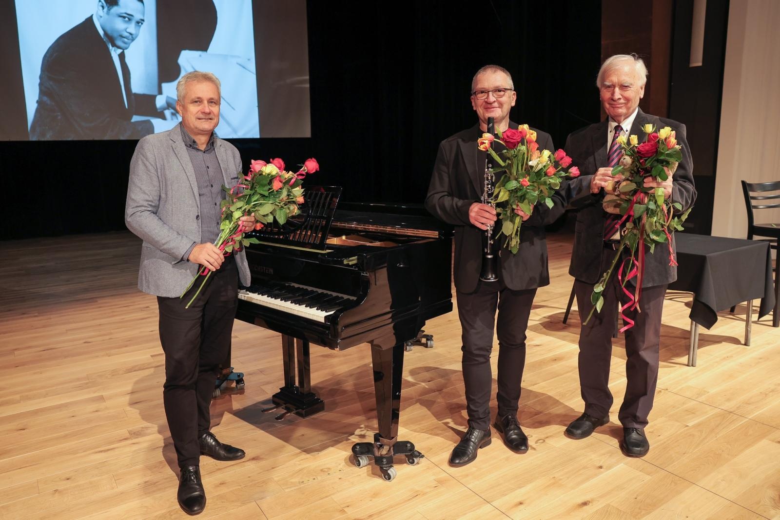 Zdjęcie w galerii na portalu naszraciborz.pl: Klarnet duży i mały, śpiący niedźwiedź i chopinowski akcent na koncertach umuzykalniających w RCK  wiadomości z regionu