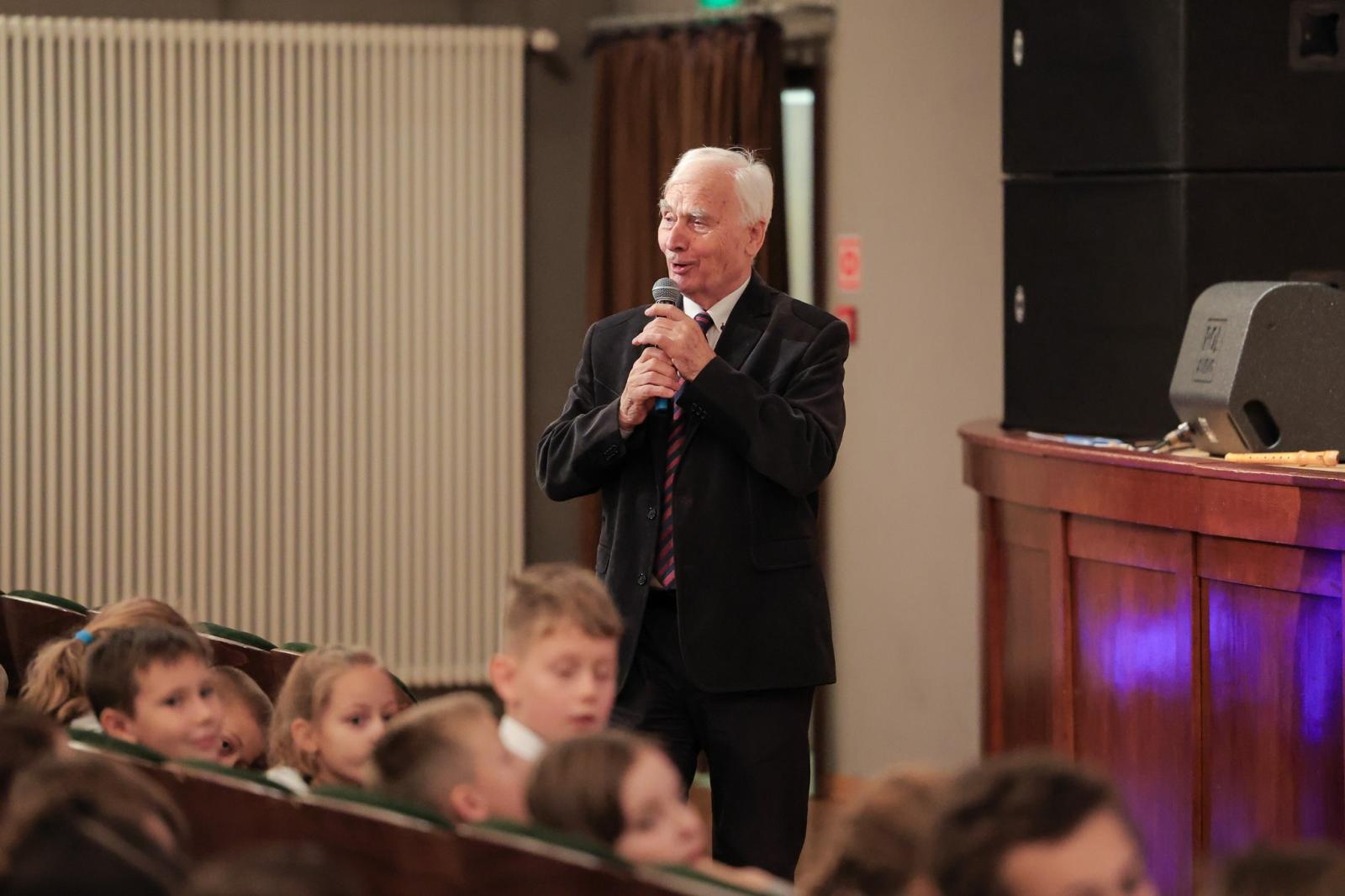 Zdjęcie w galerii na portalu naszraciborz.pl: Klarnet duży i mały, śpiący niedźwiedź i chopinowski akcent na koncertach umuzykalniających w RCK  wiadomości z regionu