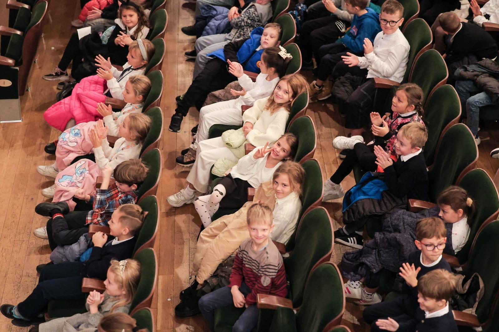 Zdjęcie w galerii na portalu naszraciborz.pl: Klarnet duży i mały, śpiący niedźwiedź i chopinowski akcent na koncertach umuzykalniających w RCK  wiadomości z regionu