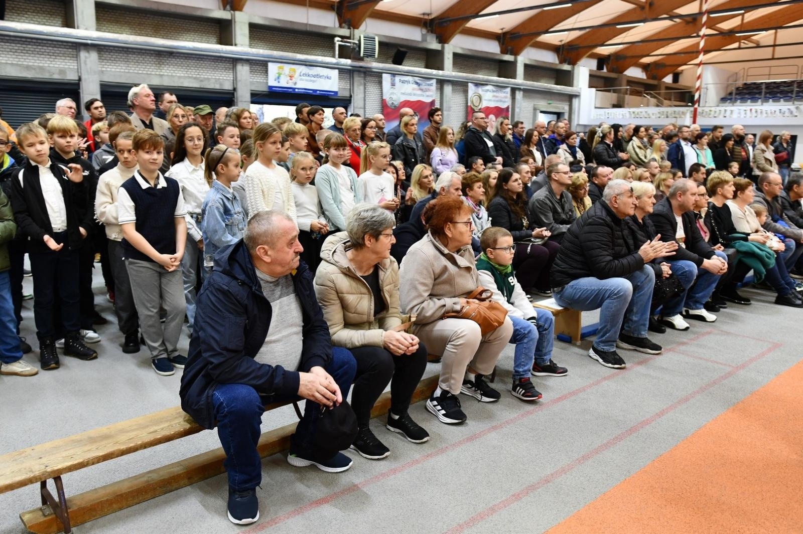 Zdjęcie w galerii na portalu naszraciborz.pl: Uroczyste ślubowanie uczniów klas I z Oddziałów o Profilu Mundurowym wiadomości z regionu