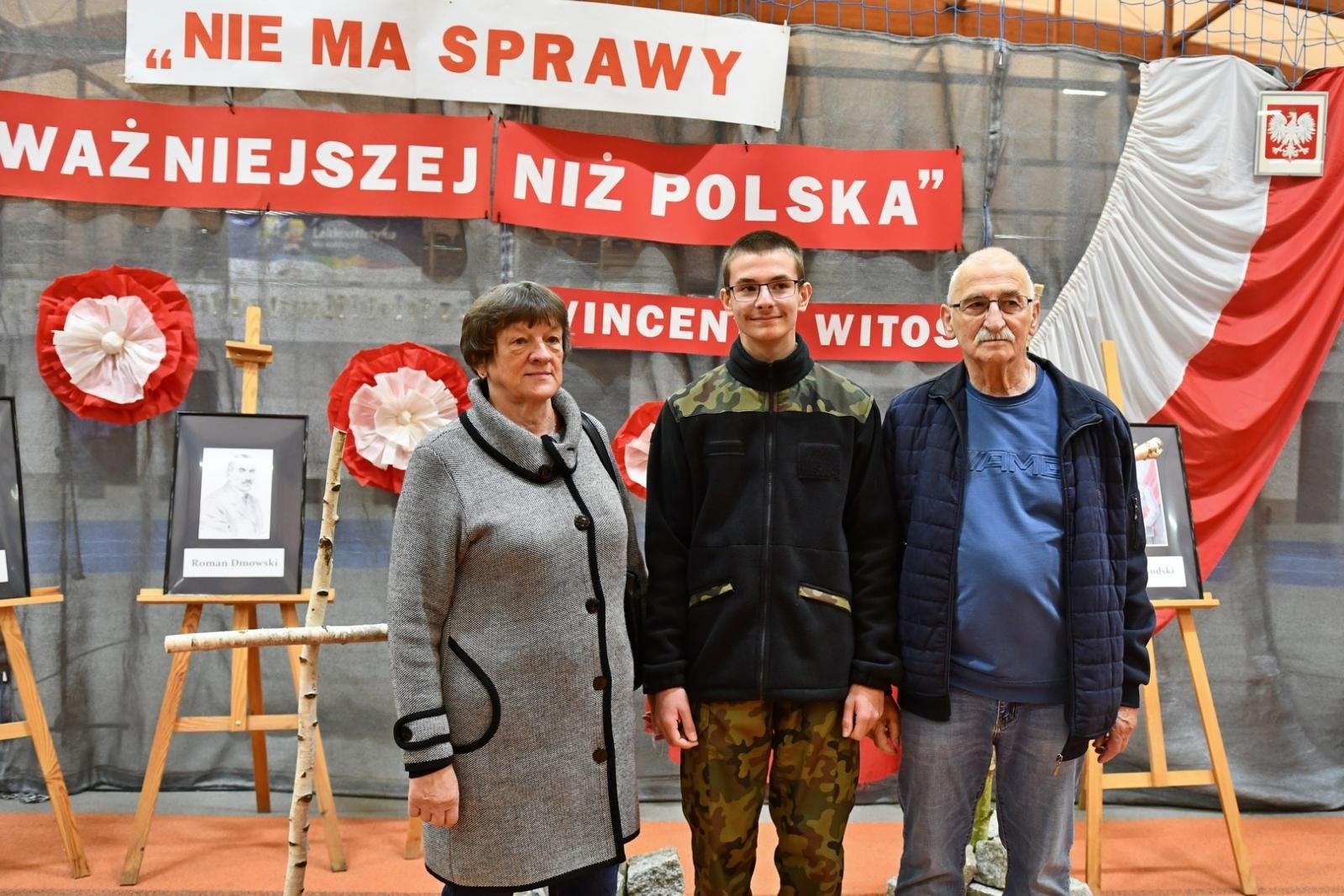 Zdjęcie w galerii na portalu naszraciborz.pl: Uroczyste ślubowanie uczniów klas I z Oddziałów o Profilu Mundurowym wiadomości z regionu